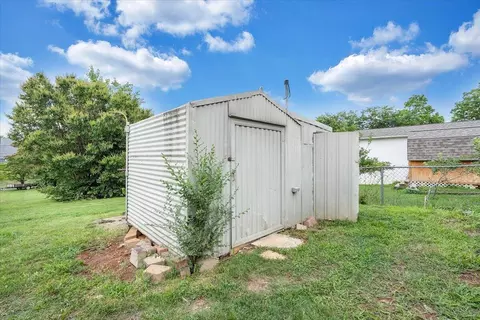 Other - 705 Virginia Ave, Vinton, VA 24179 photo 9 of 10