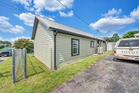 Other - 705 Virginia Ave, Vinton, VA 24179 photo 7 of 10