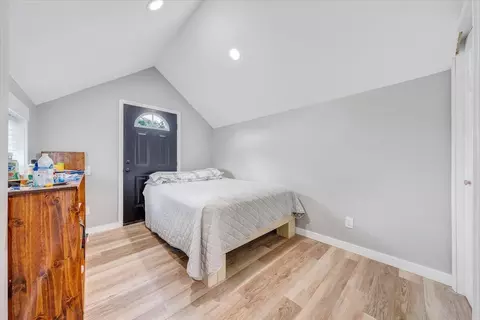 Bedroom - 705 Virginia Ave, Vinton, VA 24179 photo 3 of 4