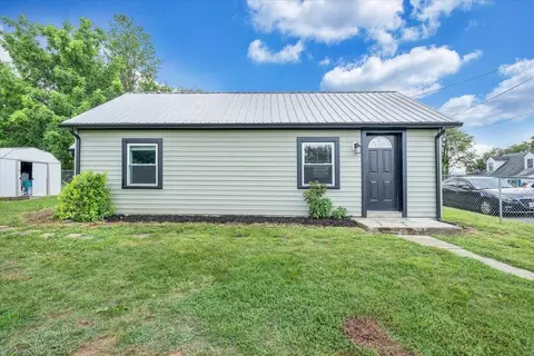 Exterior - 705 Virginia Ave, Vinton, VA 24179 photo 2 of 8