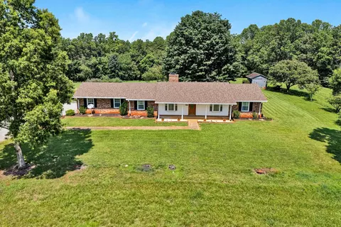 9732 Goodview Rd, Goodview, VA 24095 photo 5
