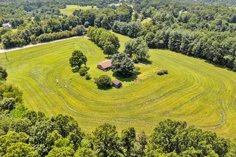9732 Goodview Rd, Goodview, VA 24095 photo 7