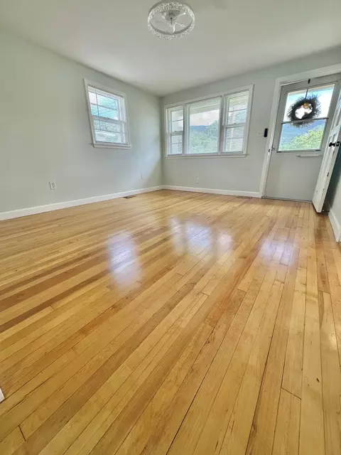 312 E Phillip St, Covington, VA 24426 photo 16