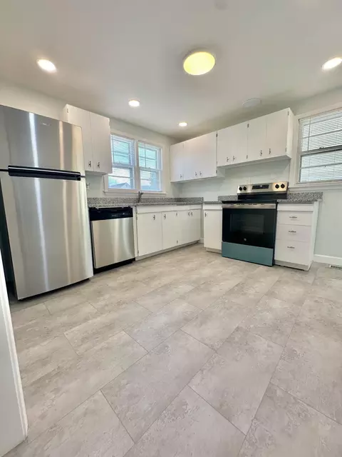 312 E Phillip St, Covington, VA 24426 photo 19