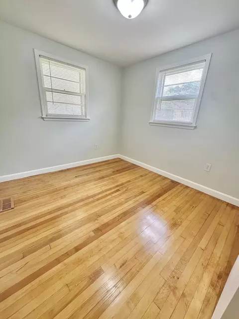 312 E Phillip St, Covington, VA 24426 photo 27
