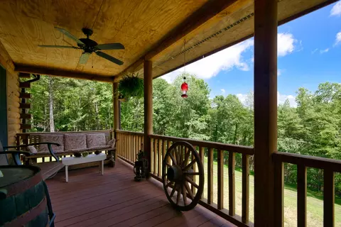 Exterior - 567 Weeks Rd NW, Floyd, VA 24091 photo 5 of 14