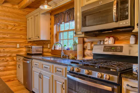 Kitchen - 567 Weeks Rd NW, Floyd, VA 24091 photo 1 of 6