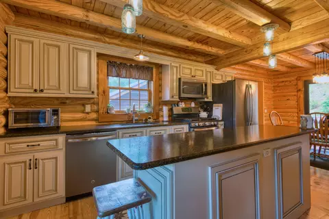 Kitchen - 567 Weeks Rd NW, Floyd, VA 24091 photo 3 of 6