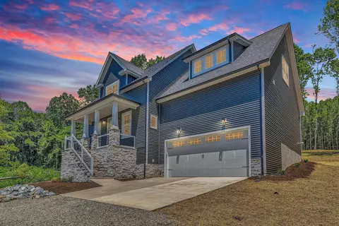 292 W Glade Trl, Blue Ridge, VA 24064