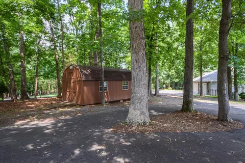 Exterior - 1196 Jefferson Dock Rd, Penhook, VA 24137 photo 7 of 7
