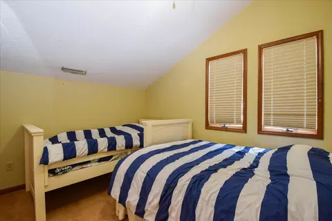 Bedroom - 1196 Jefferson Dock Rd, Penhook, VA 24137 photo 5 of 6