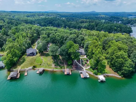 View/Area - 1196 Jefferson Dock Rd, Penhook, VA 24137 photo 7 of 12