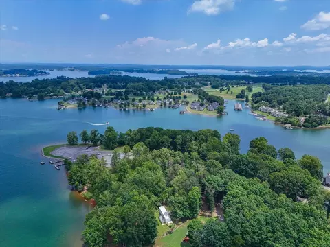 View/Area - 1196 Jefferson Dock Rd, Penhook, VA 24137 photo 10 of 12