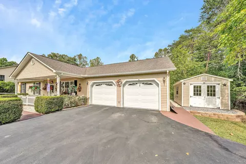 4828 Hardy Rd, Hardy, VA 24101