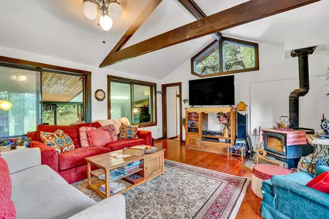 Living - 492 Stillwater Ln, Stuart, VA 24171 photo 1 of 2