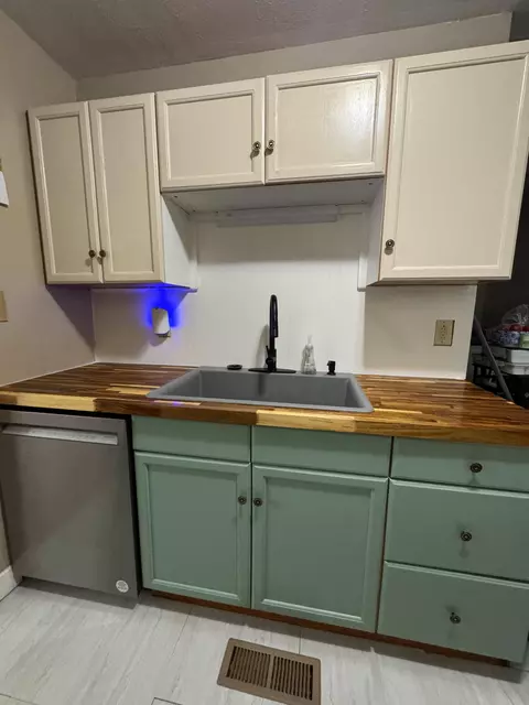 Kitchen - 1203 Bruno Dr, Goodview, VA 24095 photo 1 of 6
