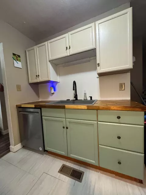 Kitchen - 1203 Bruno Dr, Goodview, VA 24095 photo 5 of 6