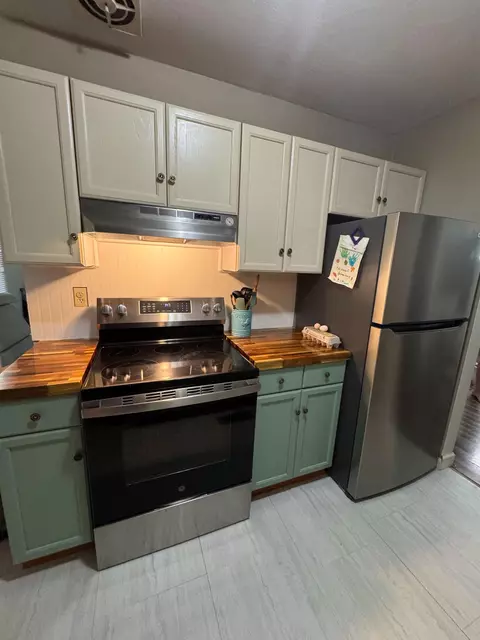 Kitchen - 1203 Bruno Dr, Goodview, VA 24095 photo 2 of 6