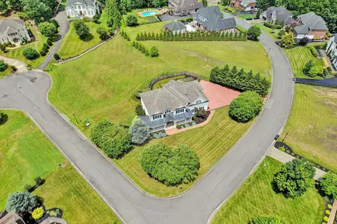 View/Area - 3845 Eagle Crest Dr, Roanoke, VA 24018 photo 3 of 12