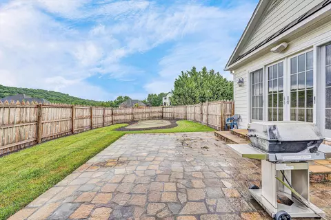 Exterior - 3845 Eagle Crest Dr, Roanoke, VA 24018 photo 11 of 17