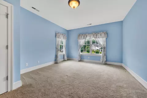 Bedroom - 3845 Eagle Crest Dr, Roanoke, VA 24018 photo 1 of 14