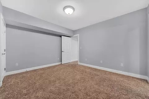 Bedroom - 3845 Eagle Crest Dr, Roanoke, VA 24018 photo 13 of 14