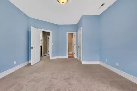 Bedroom - 3845 Eagle Crest Dr, Roanoke, VA 24018 photo 2 of 14