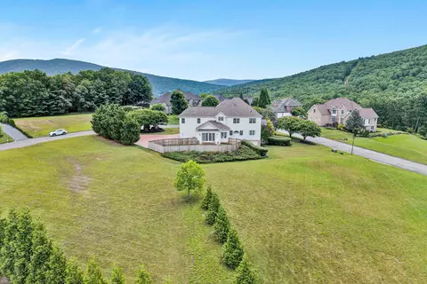 View/Area - 3845 Eagle Crest Dr, Roanoke, VA 24018 photo 6 of 12