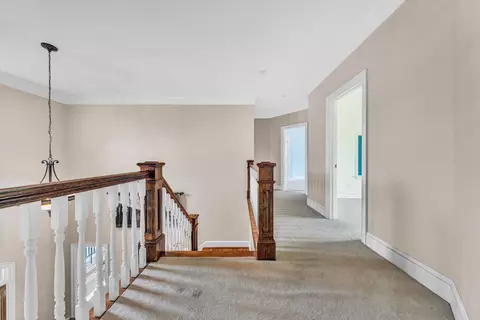 Entry Way - 3845 Eagle Crest Dr, Roanoke, VA 24018 photo 3 of 7