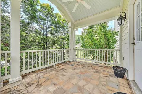 Exterior - 3845 Eagle Crest Dr, Roanoke, VA 24018 photo 8 of 17