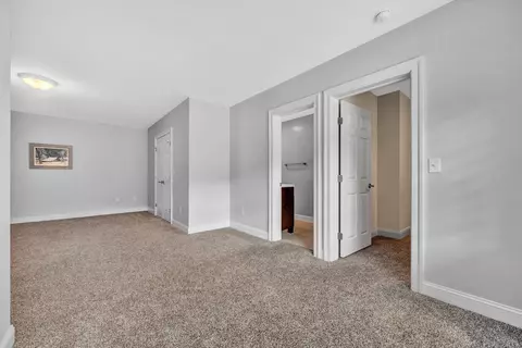 Entry Way - 3845 Eagle Crest Dr, Roanoke, VA 24018 photo 7 of 7