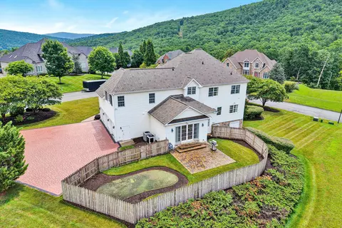 View/Area - 3845 Eagle Crest Dr, Roanoke, VA 24018 photo 8 of 12