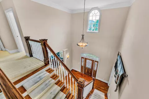 Entry Way - 3845 Eagle Crest Dr, Roanoke, VA 24018 photo 4 of 7
