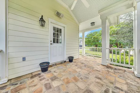 Exterior - 3845 Eagle Crest Dr, Roanoke, VA 24018 photo 9 of 17