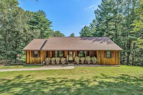 3852 Sun Valley Ln, Roanoke, VA 24014