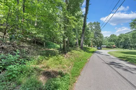 Undisclosed, Salem, VA 24153 photo 2