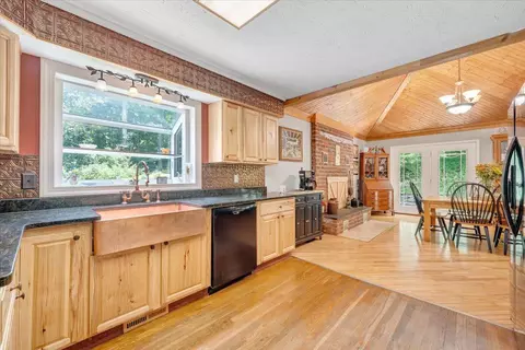 Kitchen - 6796 Charlemont Rd, Goode, VA 24556 photo 5 of 5