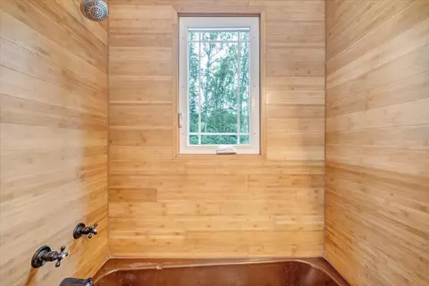 Bath - 6796 Charlemont Rd, Goode, VA 24556 photo 4 of 5