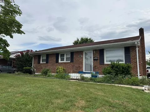 223 Oaklawn Ave NE, Roanoke, VA 24012