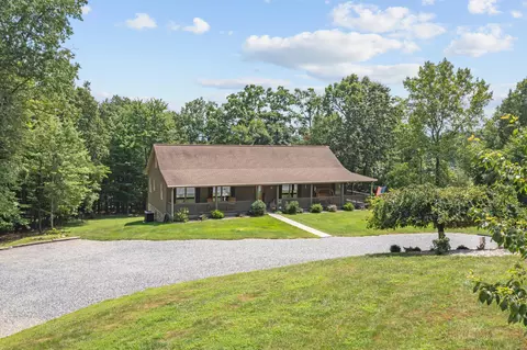 876 Sherwood Dr, Blue Ridge, VA 24064