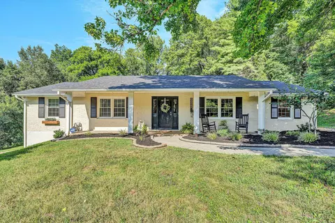 6022 Country Homes Rd, Roanoke, VA 24018