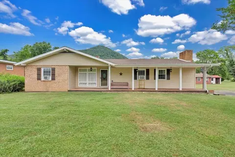 1126 Kanawha St, Glasgow, VA 24555