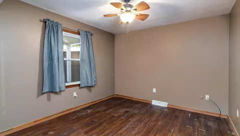 Bedroom - 200 Cascade Dr, Vinton, VA 24179 photo 1 of 9