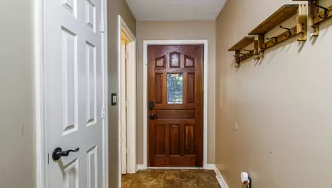 Entry Way - 200 Cascade Dr, Vinton, VA 24179 photo 1 of 1