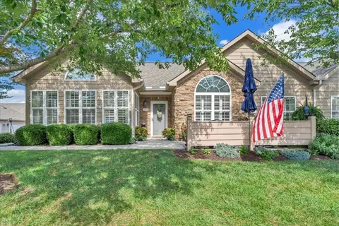 5443 Orchard Villas Cir, Roanoke, VA 24019