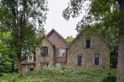 3120 Hidden Oak Rd SW, Roanoke, VA 24018