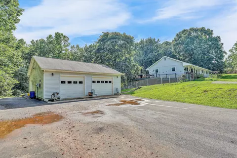 Exterior - 36 Pineview Dr, Hardy, VA 24101 photo 1 of 11
