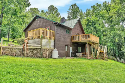 1865 Parrish Rd, Goodview, VA 24095 photo 43