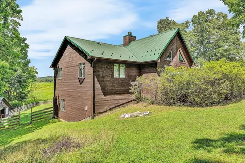1865 Parrish Rd, Goodview, VA 24095 photo 2