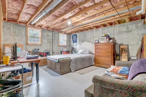 Bedroom - 2156 Stone Mill Dr, Salem, VA 24153 photo 5 of 5